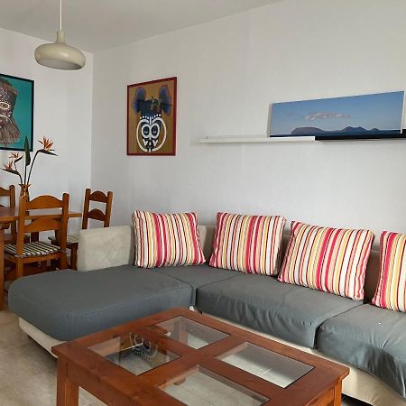 Playa Chica Apt With Terrace 100 M From The Sea Puerto del Carmen  Exterior photo
