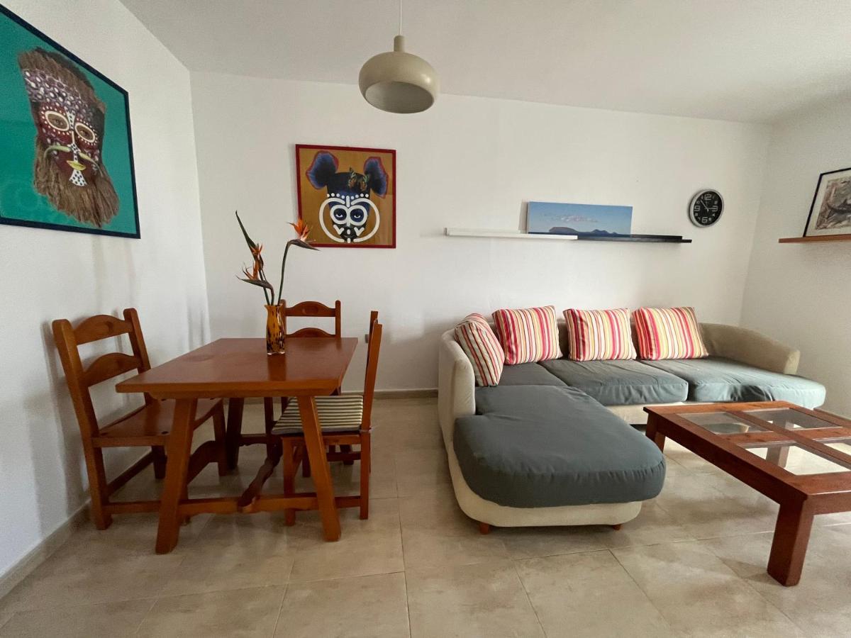 Playa Chica Apt With Terrace 100 M From The Sea Puerto del Carmen  Exterior photo