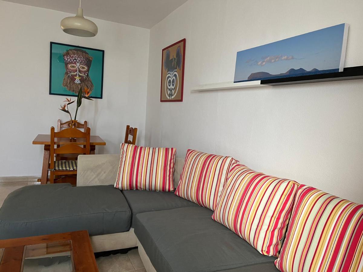 Playa Chica Apt With Terrace 100 M From The Sea Puerto del Carmen  Exterior photo