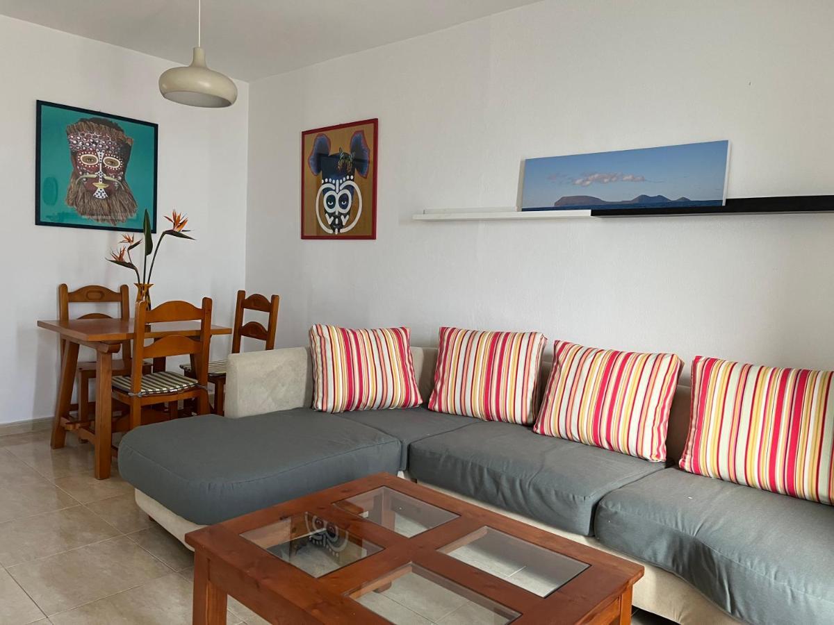 Playa Chica Apt With Terrace 100 M From The Sea Puerto del Carmen  Exterior photo